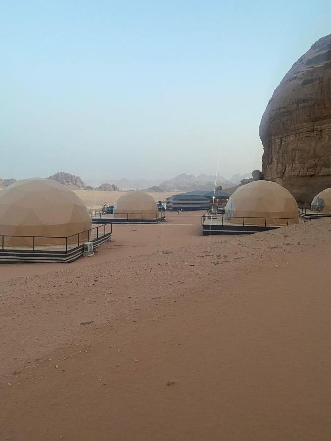 Tamim Luxury Wadi Rum Camp エクステリア 写真