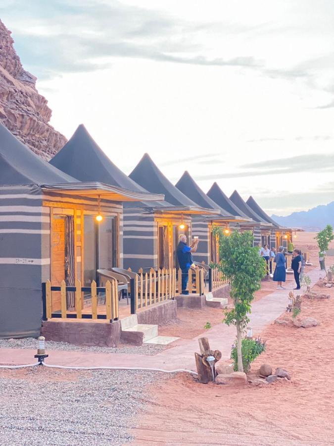 Tamim Luxury Wadi Rum Camp エクステリア 写真