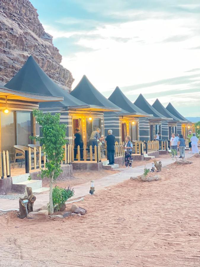 Tamim Luxury Wadi Rum Camp エクステリア 写真