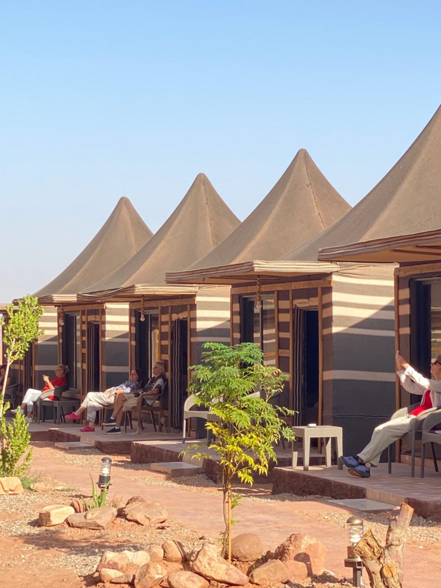Tamim Luxury Wadi Rum Camp エクステリア 写真